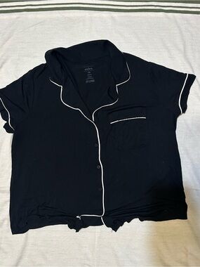 Auden Black Short Sleeve Pajama Top with White Piping
